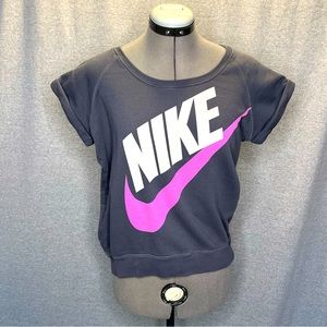 Nike Rally crewneck short sleeve sweatshirt